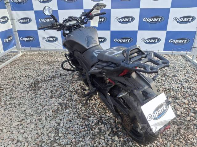 2025 BAJAJ DOMINAR 