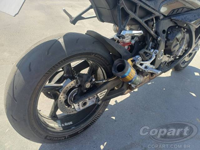 2024 BMW S 1000 