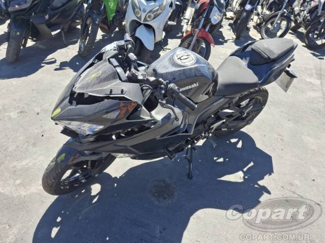 2023 KAWASAKI NINJA 400 