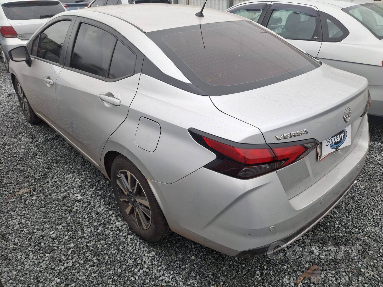 Foto 3: 2025 NISSAN VERSA