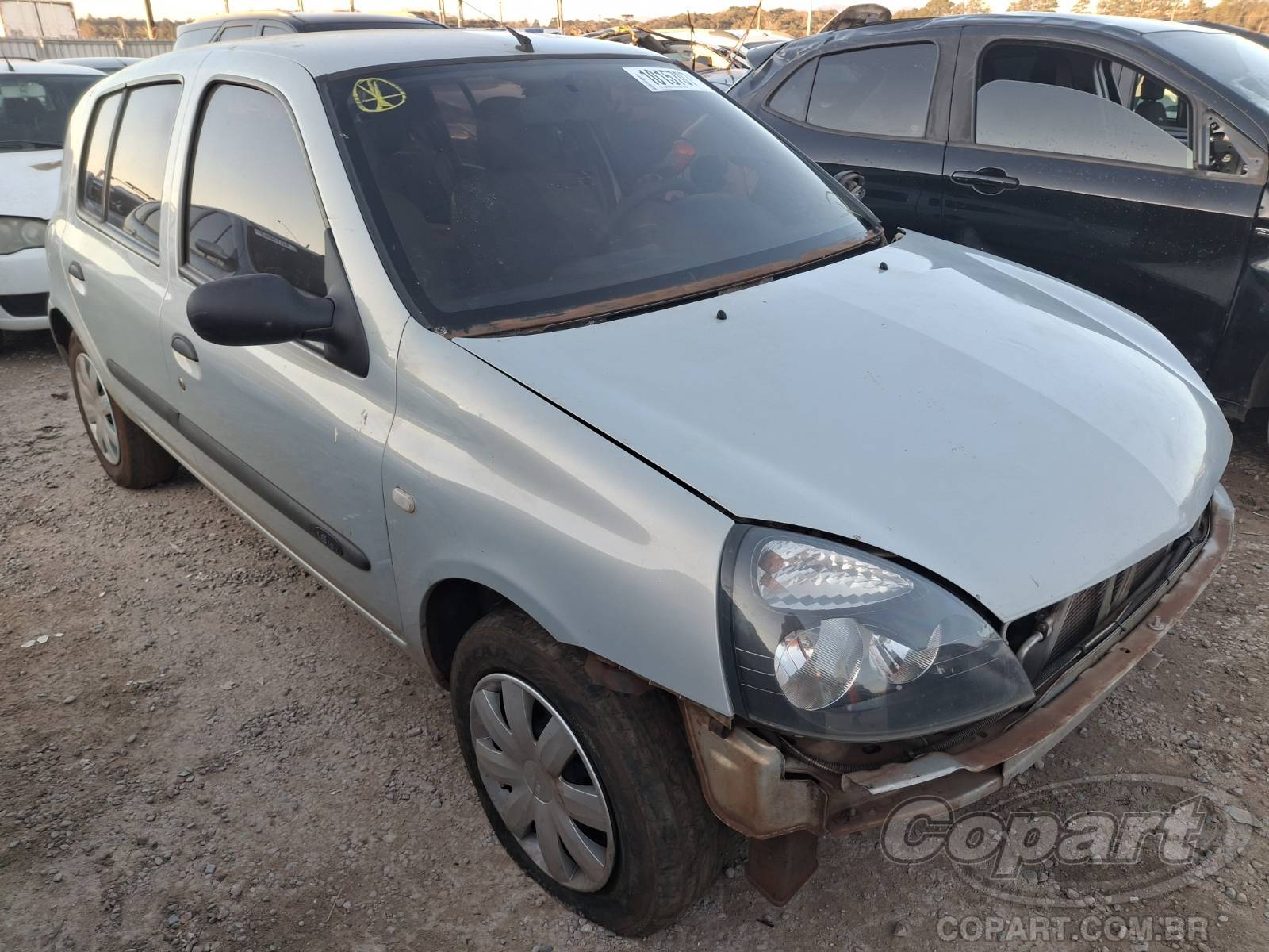 Veículo Renault Clio RENAULT CLIO Autentique 1.6 16V 2004 2004 em leilão