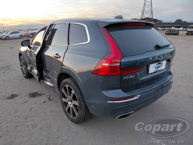 2018 VOLVO XC60 