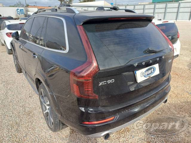 2017 VOLVO XC90 