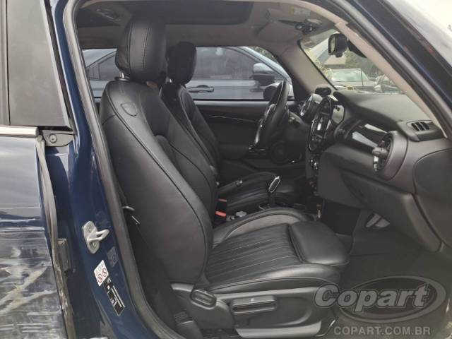 2019 MINI COOPER 