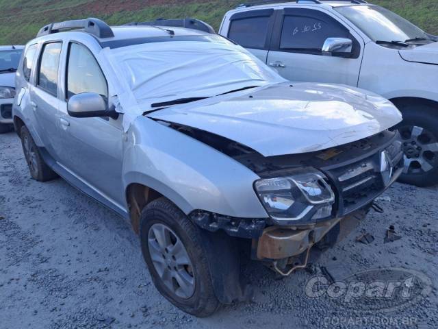 2020 RENAULT DUSTER 