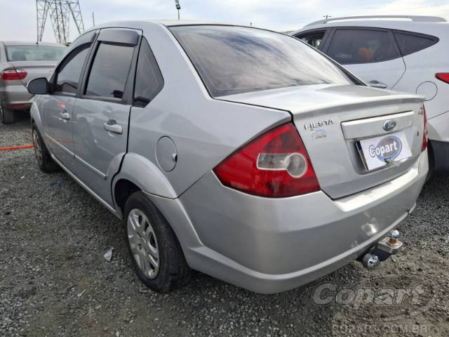 2006 FORD FIESTA SEDAN 
