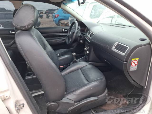 2009 VOLKSWAGEN BORA 