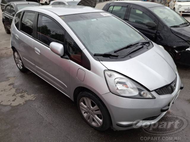 2010 HONDA FIT 