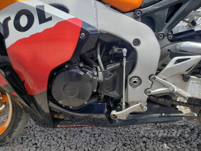 2011 HONDA CBR 1000RR 