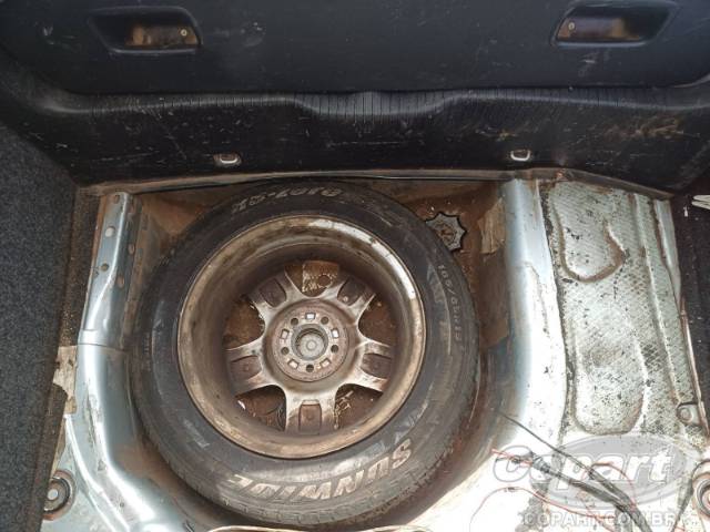 2003 VOLKSWAGEN GOLF 