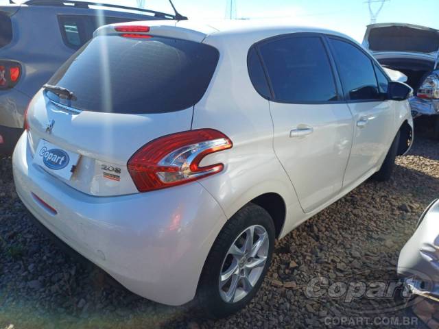 2015 PEUGEOT 208 