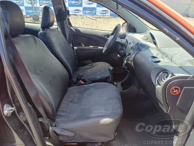 2017 TOYOTA ETIOS SEDA 