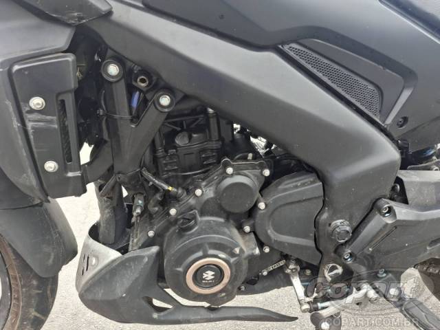 2025 BAJAJ DOMINAR 