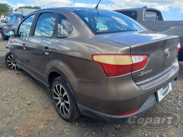 2015 FIAT GRAND SIENA 