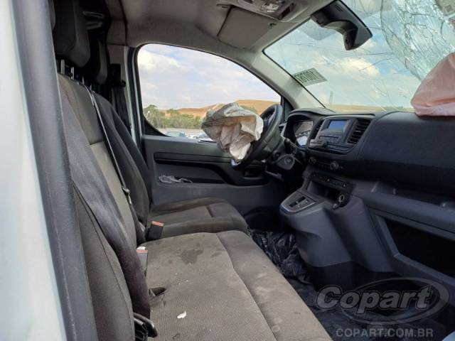2023 PEUGEOT E-EXPERT 