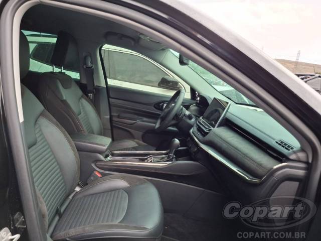 2025 JEEP COMMANDER 