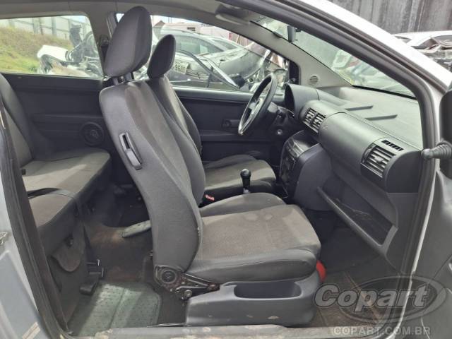 2005 VOLKSWAGEN FOX 