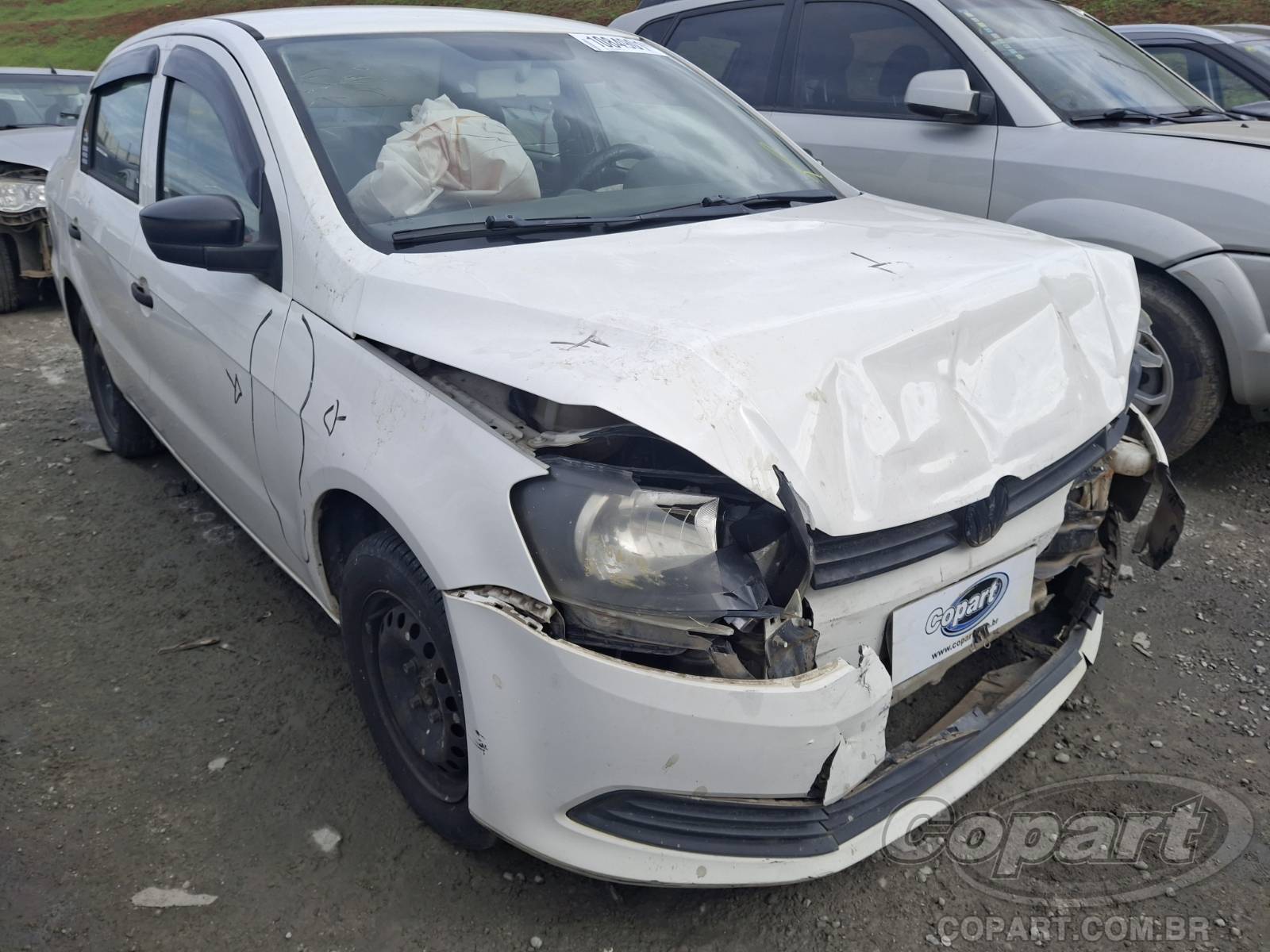 Veículo VW - VolksWagen Volkswagen VOLKSWAGEN VOYAGE 1.0 Total Flex 2015 em leilão