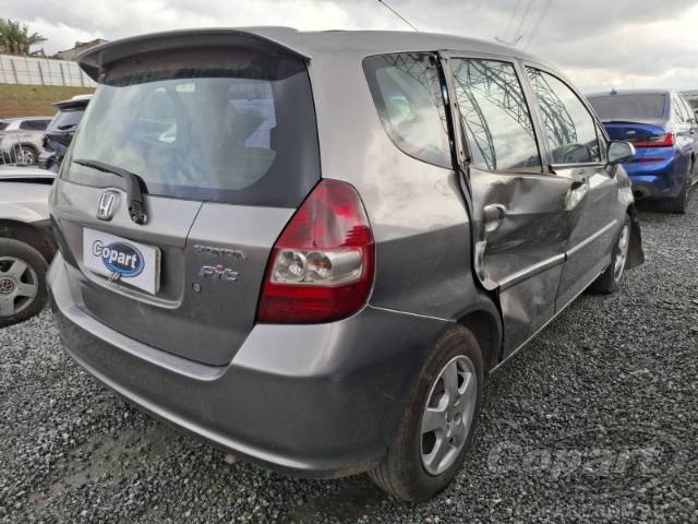 2005 HONDA FIT 