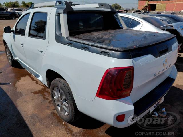 2022 RENAULT DUSTER OROCH 