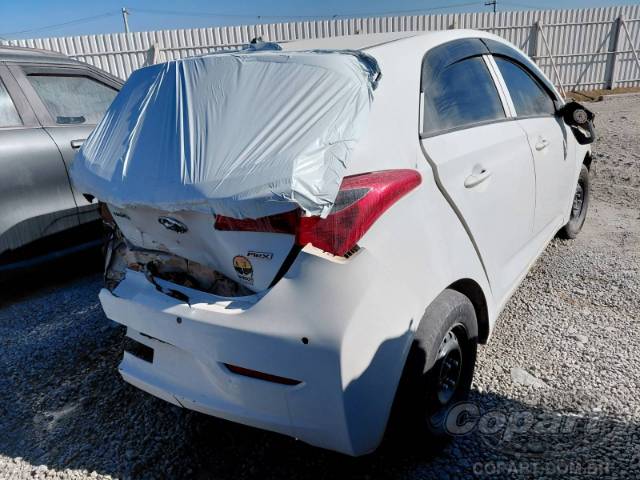 2015 HYUNDAI HB20 