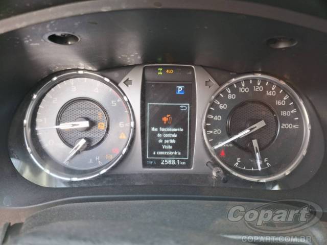 2024 TOYOTA HILUX CD 