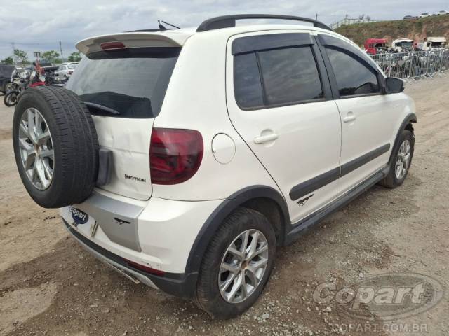 2014 VOLKSWAGEN FOX 