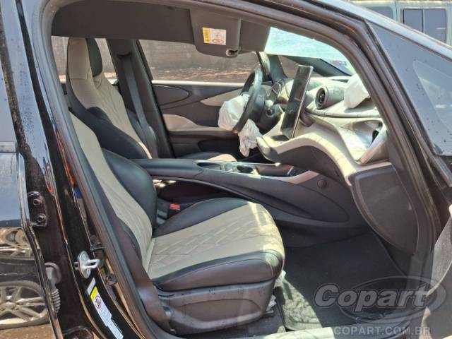 2025 BYD DOLPHIN 
