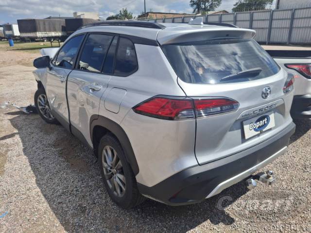 2026 TOYOTA COROLLA CROSS 