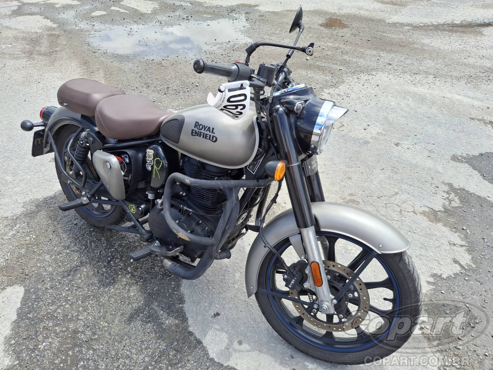 ROYAL ENFIELD CLASSIC 2023