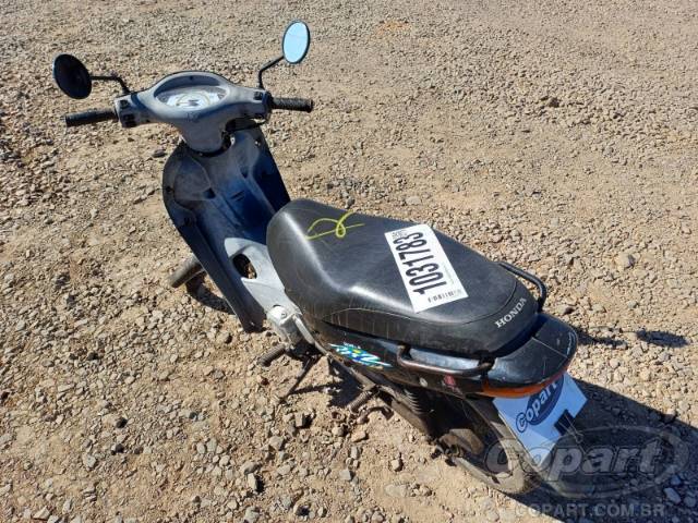 2000 HONDA C 100 