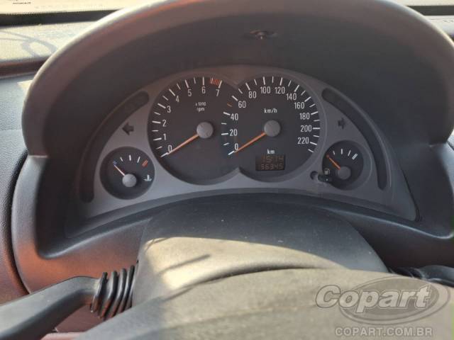 2004 CHEVROLET CORSA 