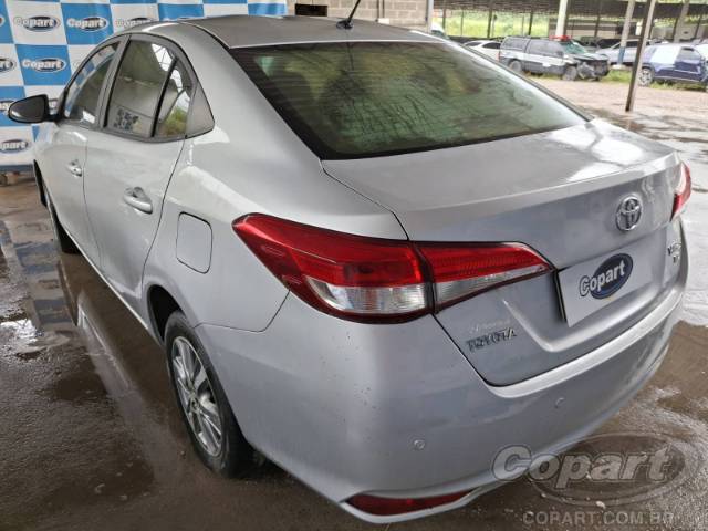 2019 TOYOTA YARIS SEDA 