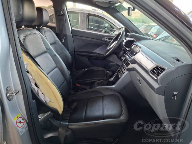 2022 VOLKSWAGEN T-CROSS 