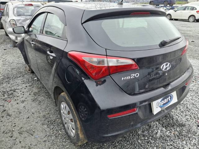 2017 HYUNDAI HB20 