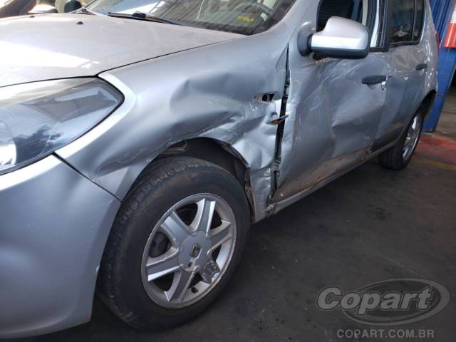 2012 RENAULT SANDERO 