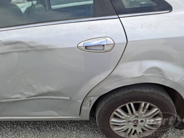 2011 FIAT LINEA 
