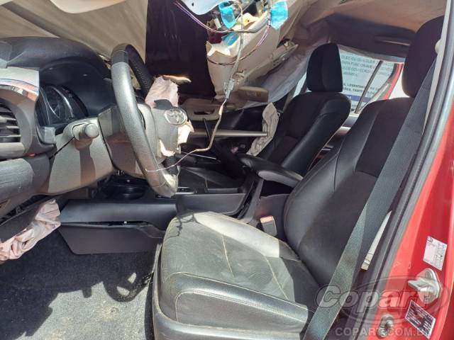 2021 TOYOTA HILUX CD 