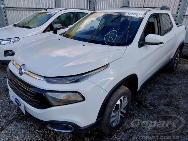2017 FIAT TORO 