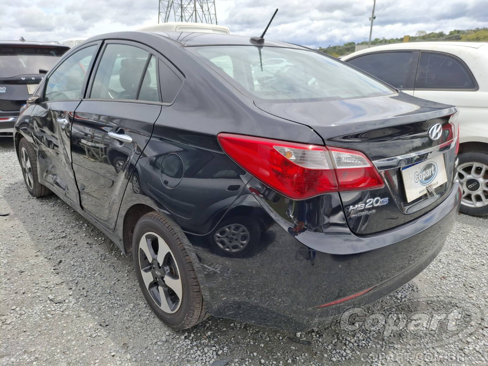 Foto 3: 2015 HYUNDAI HB20S