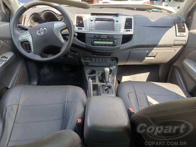 2012 TOYOTA HILUX CD 