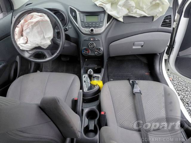 2015 HYUNDAI HB20 
