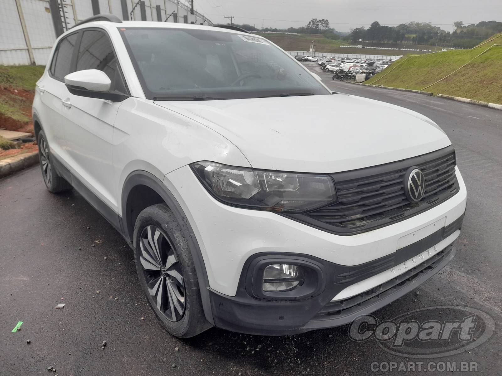 Veículo VW - VolksWagen T-Cross VOLKSWAGEN T-CROSS 2023 1.0 12V TSI TURBO 2023 em leilão