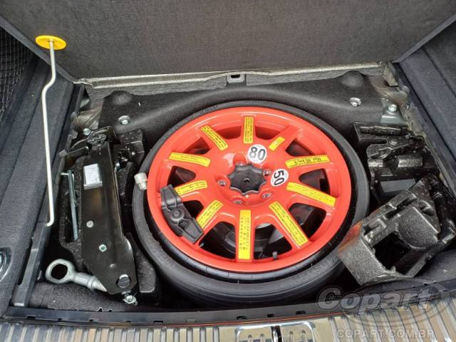 2017 PORSCHE CAYENNE 