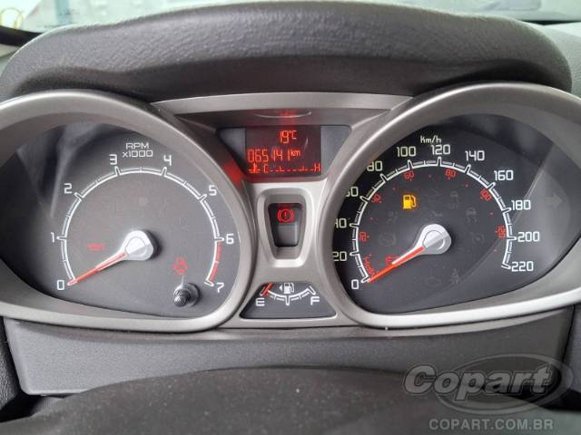 2013 FORD FIESTA 