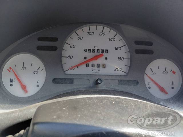 2000 CHEVROLET CORSA SEDAN 