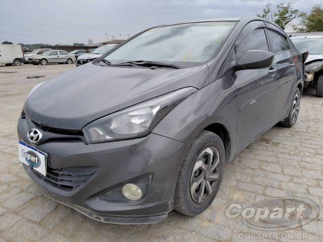 2015 HYUNDAI HB20S 