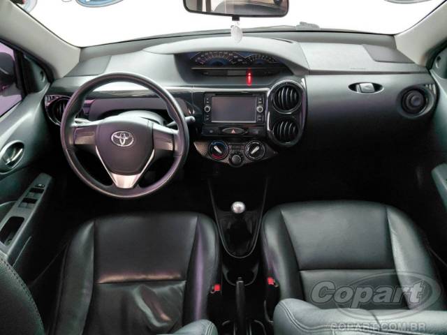 2015 TOYOTA ETIOS SEDA 