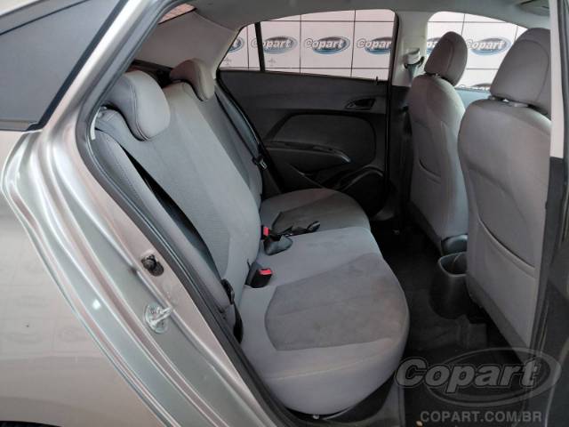 2016 HYUNDAI HB20S 