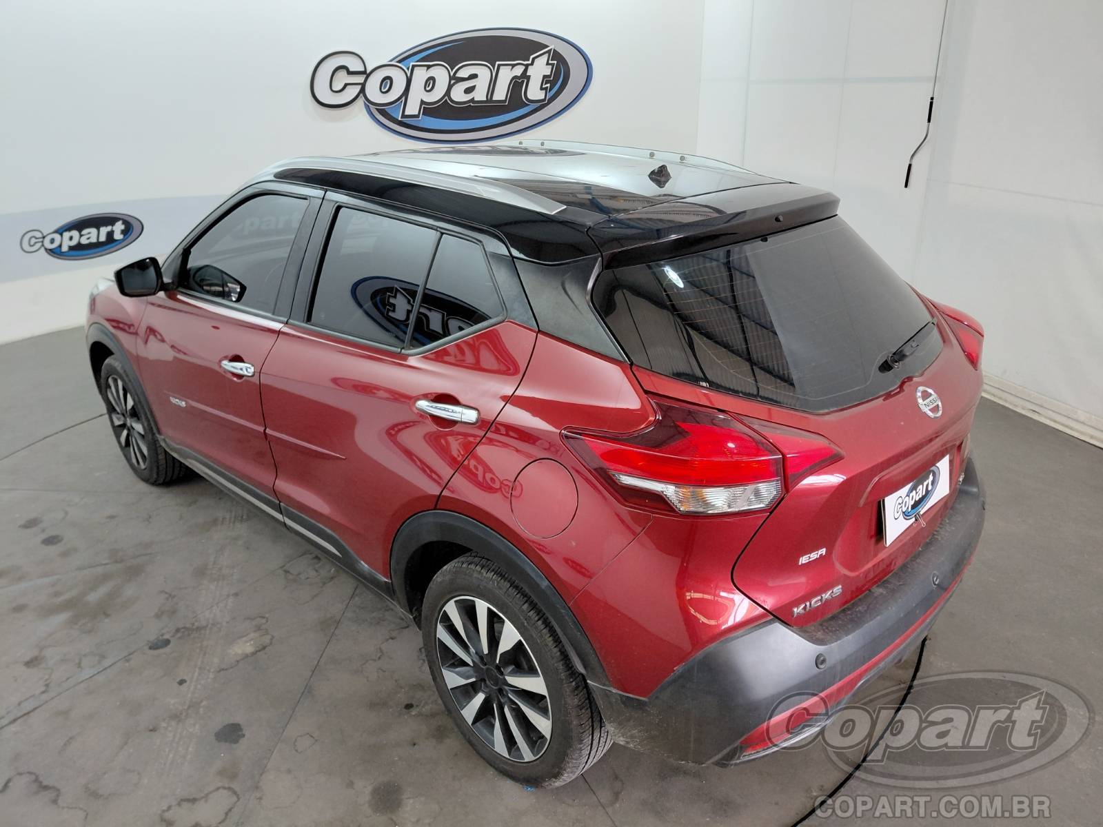 2020 NISSAN KICKS — foto 3 de 10
